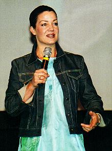 Claudia Christian